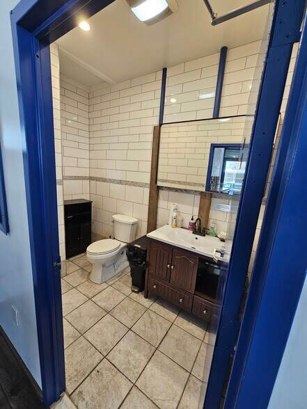 More Photos Of 463 4th Ave, Brooklyn Apartments For Lease