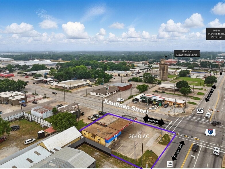 More Photos Of 100 S Kaufman St, Ennis Freestanding For Sale