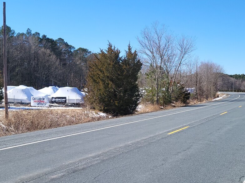 More Photos Of 9649 New Rd, Mcdaniel Marina For Sale