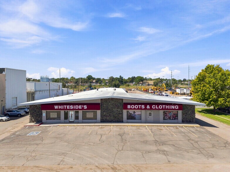 More Photos Of 2015-2017 2nd Ave, Greeley Warehouse For Sale