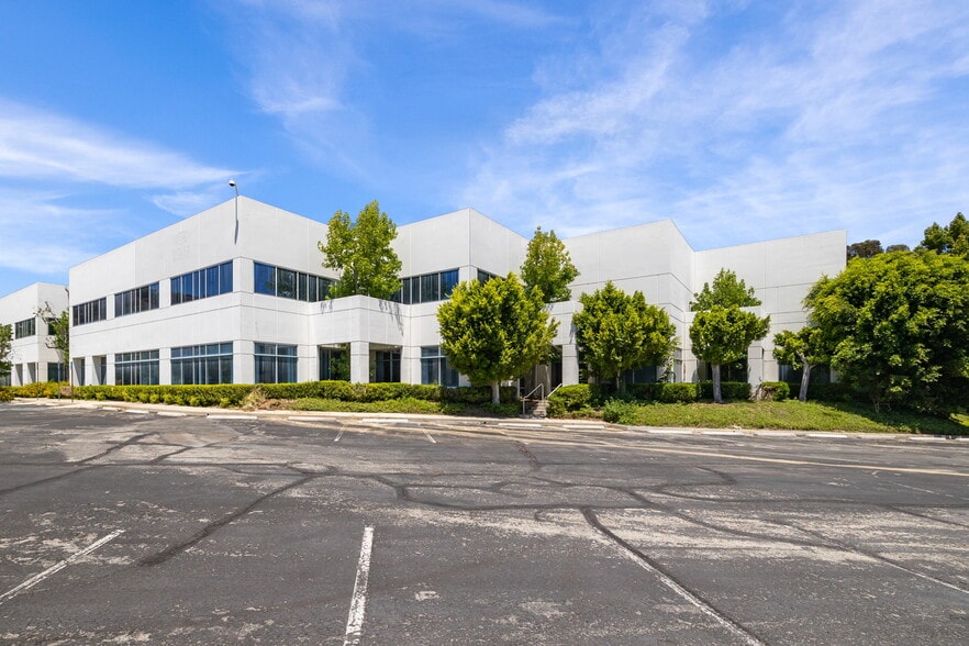More Photos Of 3333 S Diamond Canyon Rd, Diamond Bar Office For Lease