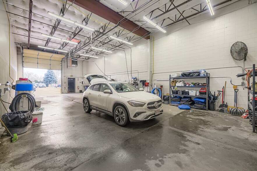 More Photos Of 4298 Kipling St, Wheat Ridge General Retail For Lease