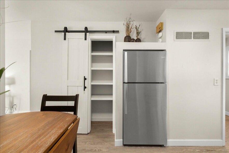 More Photos Of 420 Lordwith Dr, Billings Apartments For Sale