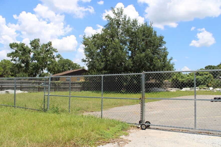 More Photos Of 607 Prairie Mine Rd, Mulberry Industrial For Sale