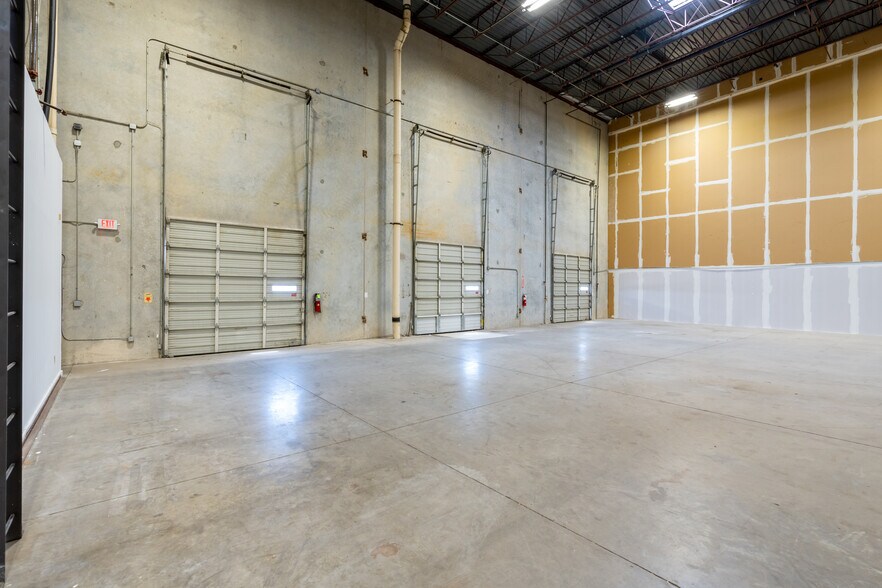 More Photos Of 700 Eight Twenty Blvd, Fort Worth Unknown For Lease