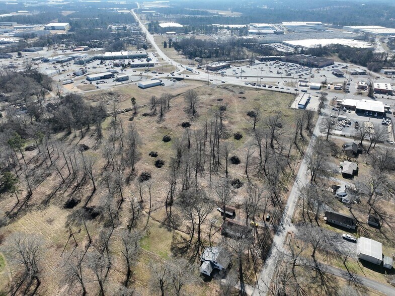 More Photos Of 1136 S Wall St, Calhoun Land For Sale