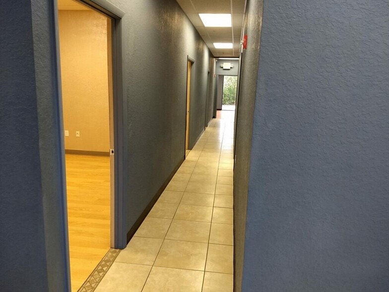 More Photos Of 7064 Sampey Rd, Groveland Light Manufacturing For Lease