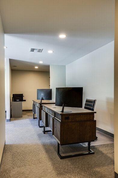 More Photos Of 6720 Dick Price Rd, Mansfield Office For Lease