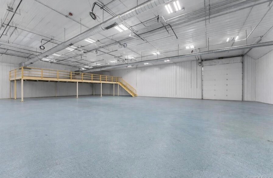 More Photos Of 51 Ridge Rd, Putnam Industrial For Sale