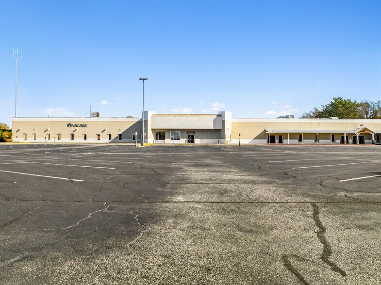 More Photos Of 546 Mary Esther Cut Off NW, Fort Walton Beach General Retail For Lease