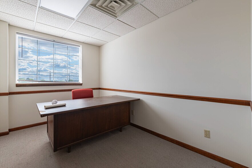 More Photos Of , Fairborn Office For Sale