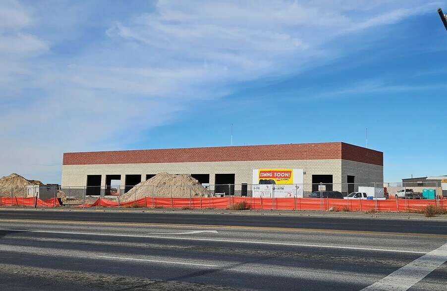 Primary Photo Of 3803 N 3500 E, Kimberly Auto Repair For Sale