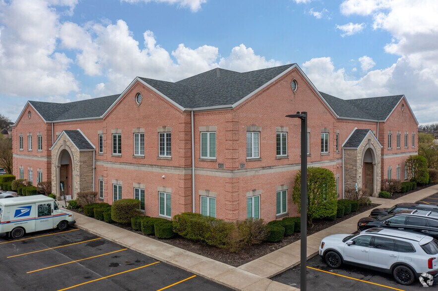 More Photos Of 10811 W 143rd St, Orland Park Medical For Lease