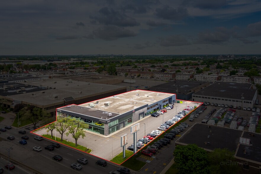 Primary Photo Of 4475-4477 Boul. Métropolitain E., Saint-leonard General Retail For Sale