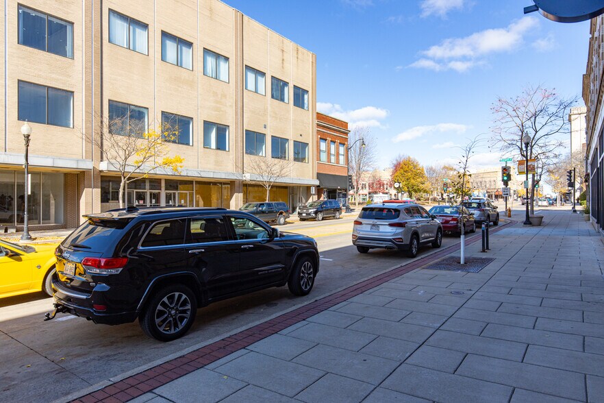 More Photos Of 216 N Main St, Oshkosh General Retail For Sale
