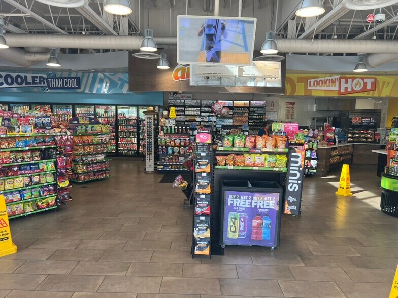 More Photos Of 2122 W Highland Ave, San Bernardino Service Station For Lease