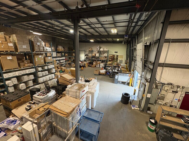 More Photos Of 17531 114th Ave NW, Edmonton Distribution For Sale