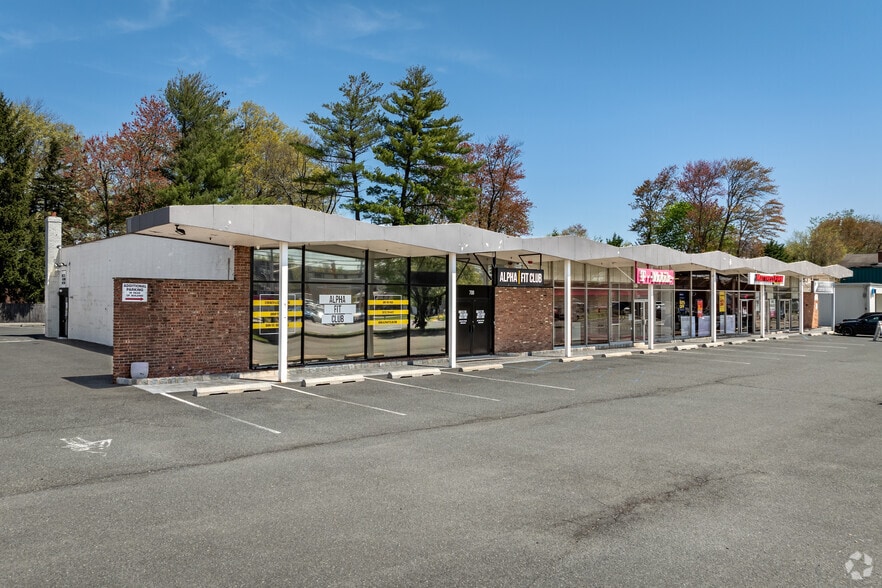 More Photos Of 688-700 Morris Tpke, Short Hills Storefront For Lease