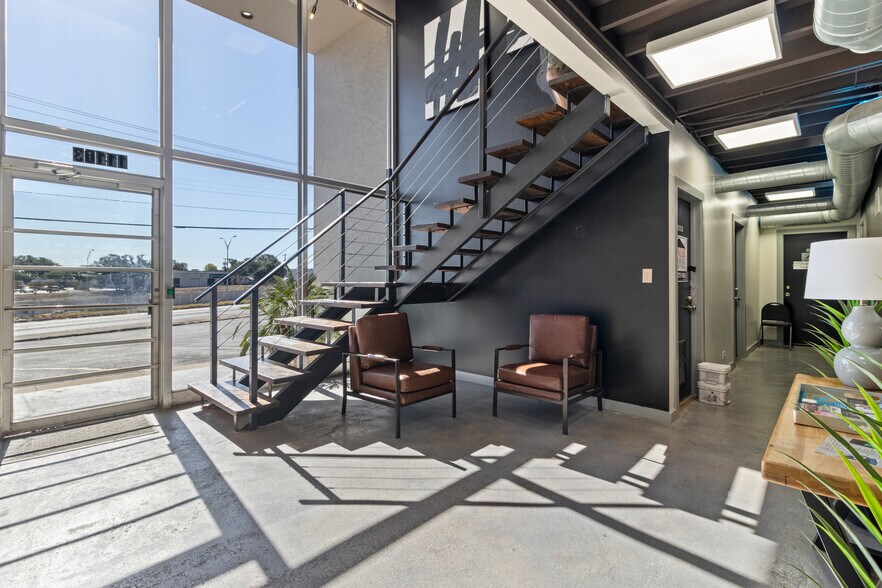 More Photos Of 11103 San Pedro Ave, San Antonio Office For Lease