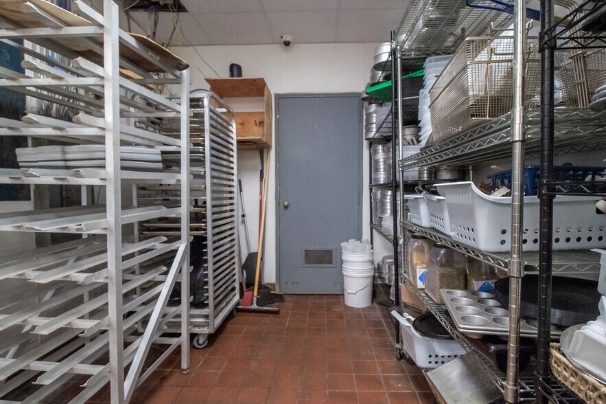 More Photos Of 127 S Main St, Ellenville Fast Food For Sale