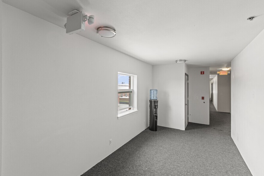 More Photos Of 457 SW 6th St, Redmond Apartments For Sale
