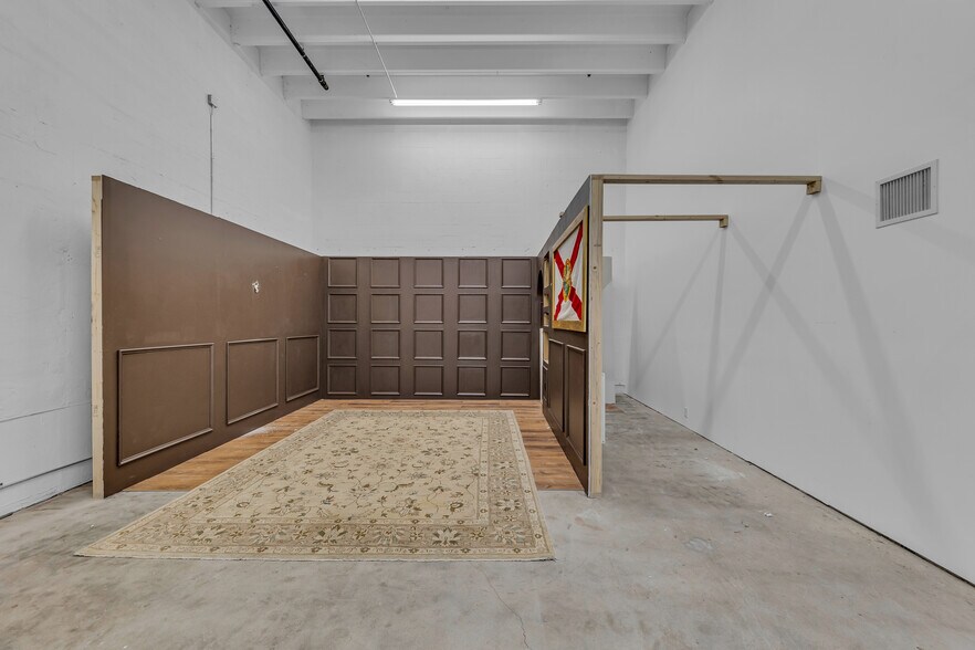 More Photos Of 1130 N Flagler Dr, Fort Lauderdale Warehouse For Lease