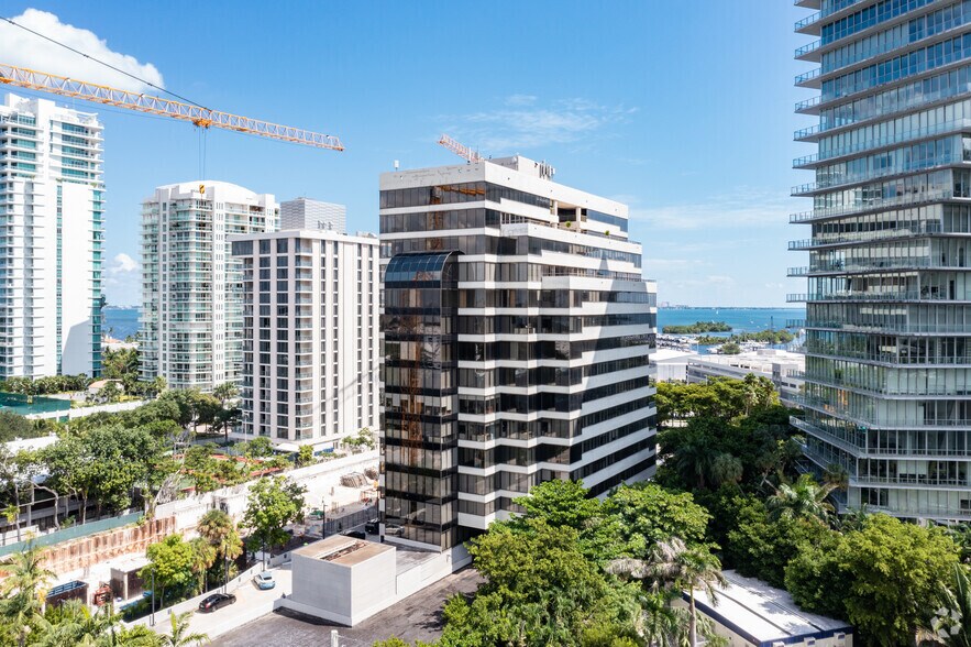 More Photos Of 2665 S Bayshore Dr, Coconut Grove Office For Lease