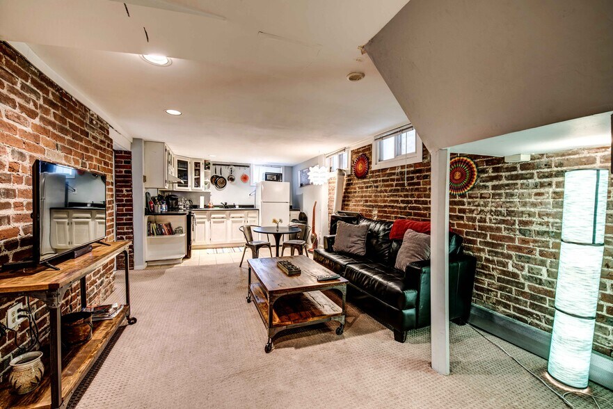 More Photos Of 1225 N Clarkson St, Denver Apartments For Sale