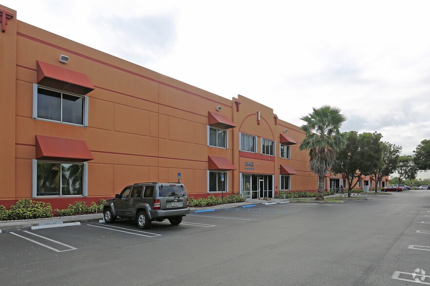 More Photos Of 3301-3389 NW 97th Ave, Miami Warehouse For Lease