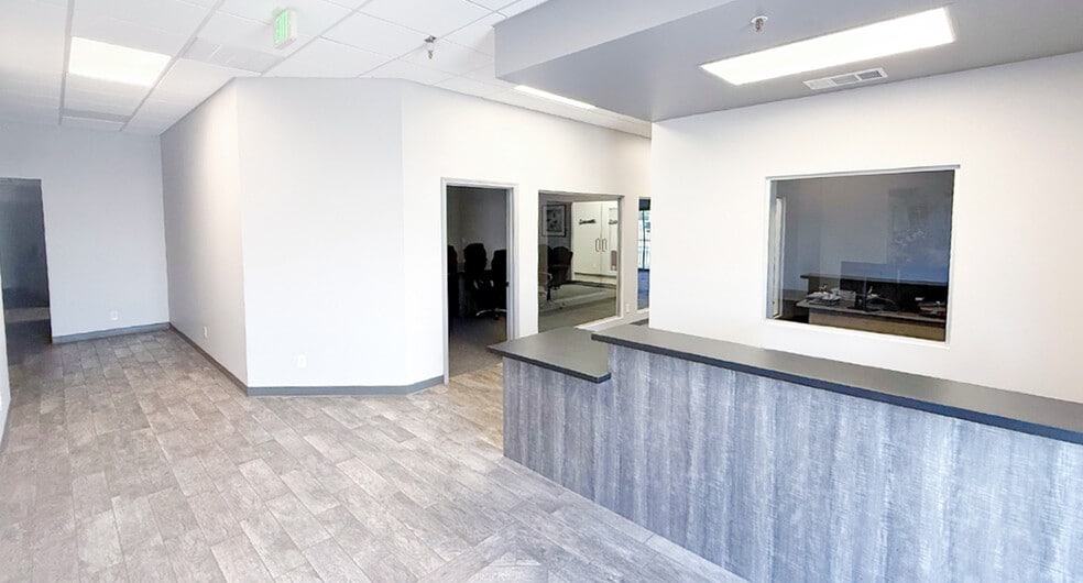 More Photos Of 2050 H St, Fresno Service For Sale