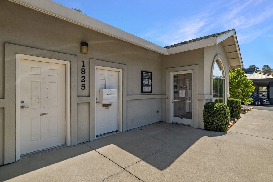 More Photos Of 1825 Buenaventura Blvd, Redding Hospital For Sale