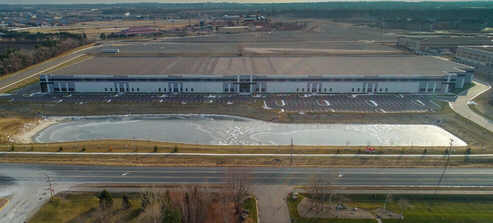 More Photos Of 3200 4th Ave E, Shakopee Distribution For Lease