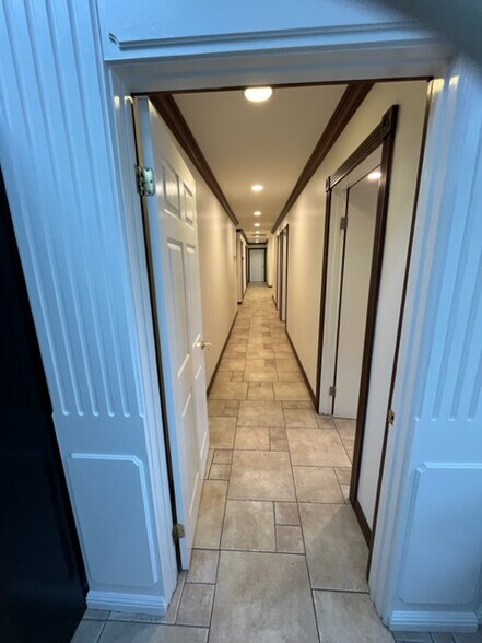 More Photos Of 9330 Corbin Ave, Northridge Warehouse For Lease