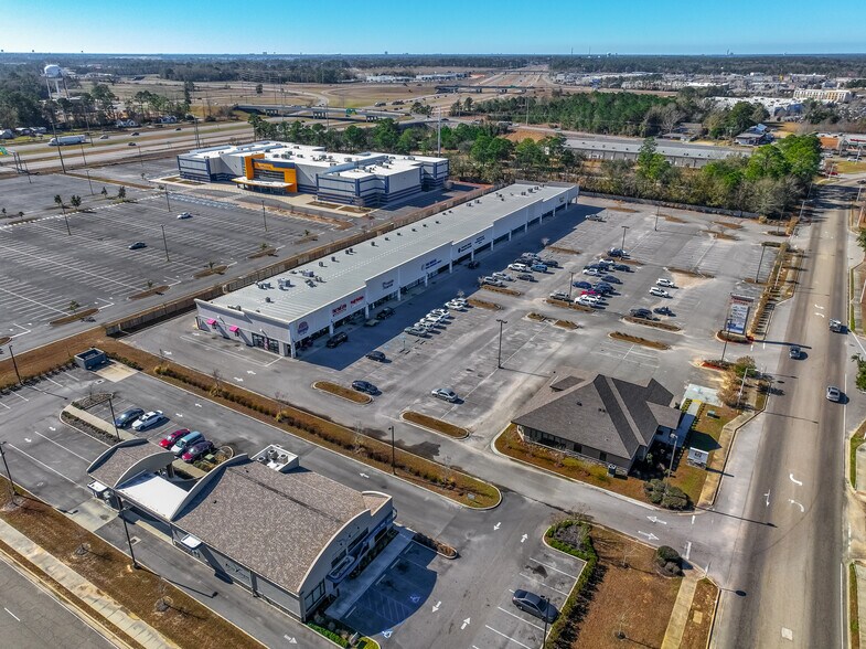 More Photos Of 3179 Mallett Rd, D'Iberville Storefront For Sale