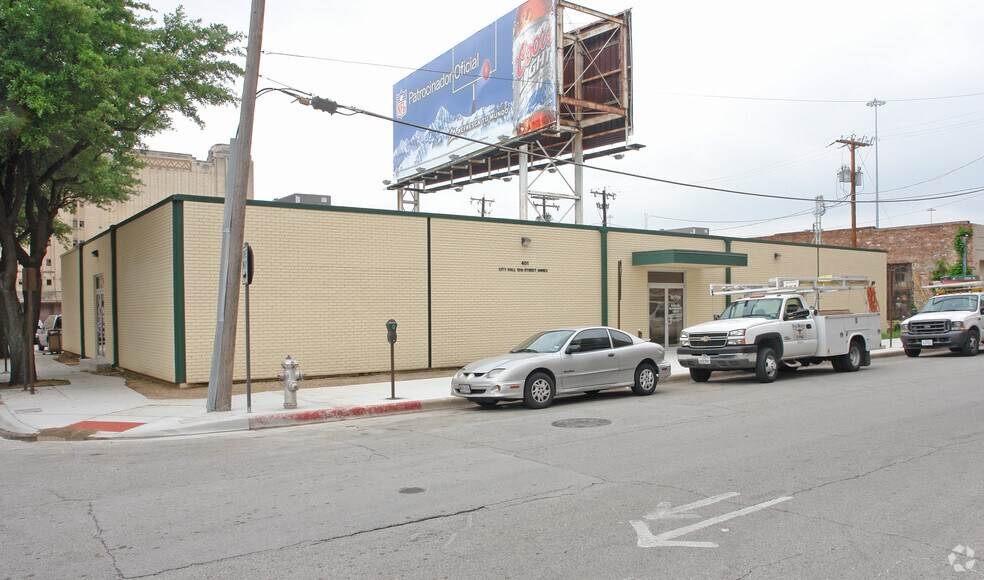 More Photos Of 401 W 13th St, Fort Worth Office For Sale