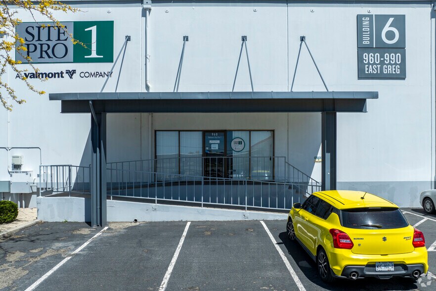 More Photos Of 960-990 E Greg St, Sparks Distribution For Lease
