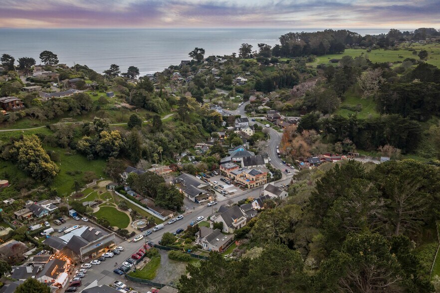 More Photos Of 11 Wharf Rd, Bolinas General Retail For Sale
