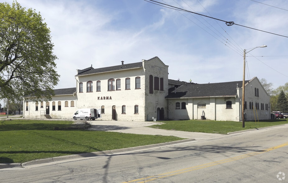 Primary Photo Of 500 Milford St, Watertown Manufacturing For Lease