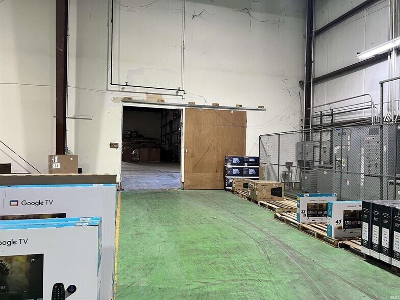 More Photos Of 3471 N Union Dr, Olney Warehouse For Sale