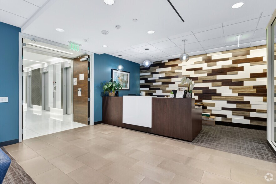 More Photos Of 2029 Century Park E, Los Angeles Coworking Space