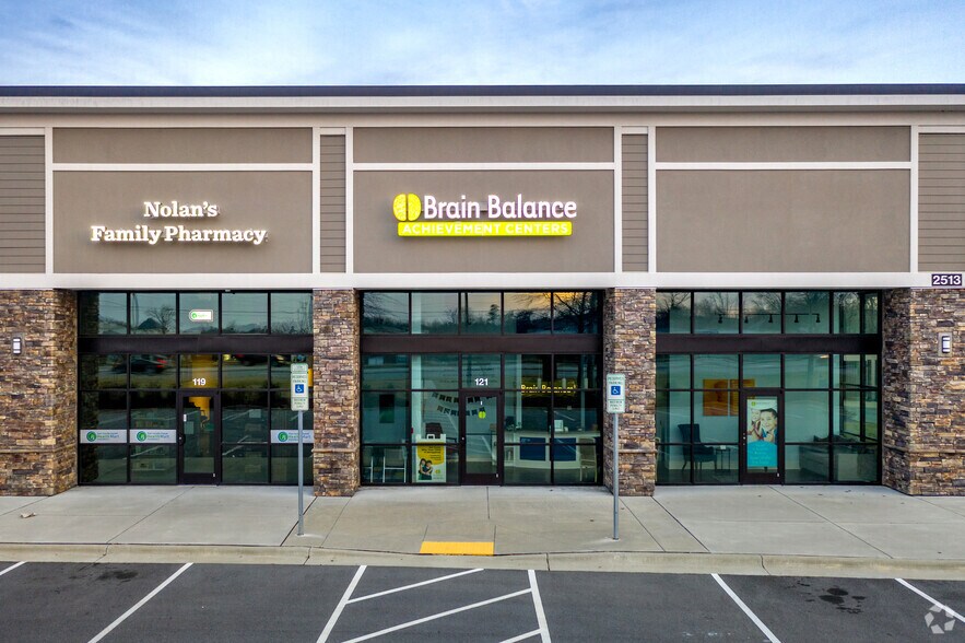 More Photos Of 2513 Eastchester Dr, High Point Storefront Retail Office For Lease