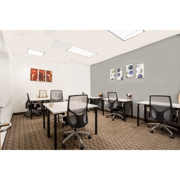 More Photos Of 505 Montgomery St, San Francisco Coworking Space