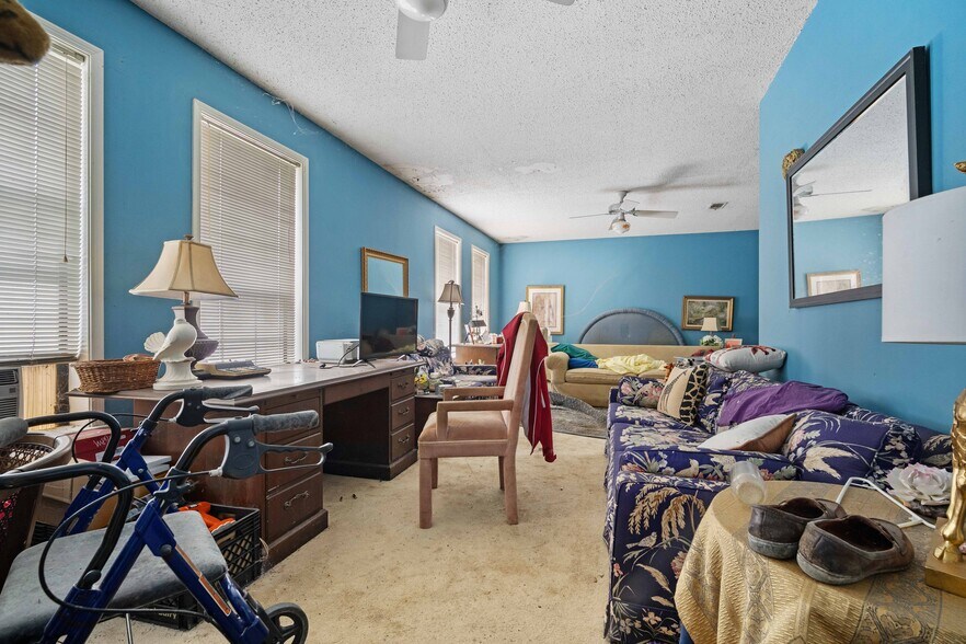 More Photos Of 11100 US-45, Chunchula Freestanding For Sale