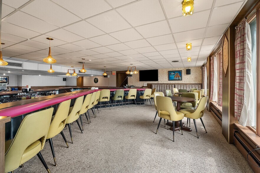 More Photos Of W11466 US Hwy 8, Dunbar Restaurant For Sale