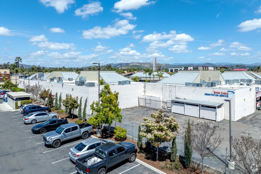 More Photos Of 309-357 W Mission Ave, Escondido Unknown For Lease