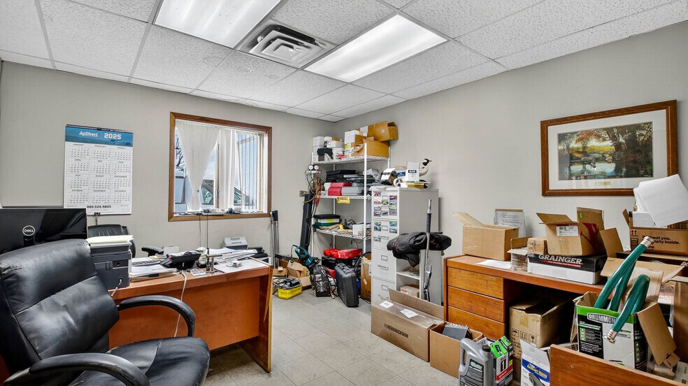 More Photos Of 7918 Partridge Rd, Eau Claire Warehouse For Sale