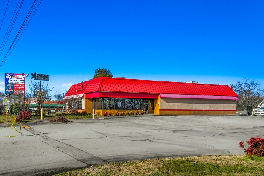 More Photos Of 7762 Oak Ridge Hwy, Knoxville Fast Food For Sale