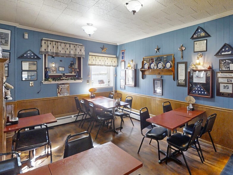 More Photos Of 3725 W Lake Rd, Erie Restaurant For Sale