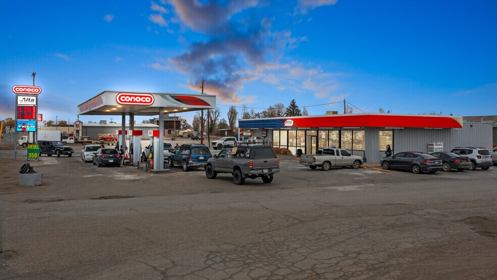 Primary Photo Of 320 Spruce St, La Jara General Retail For Sale