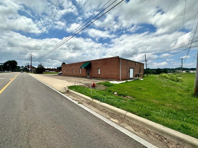 More Photos Of Exit 61, I-22, New Albany MS, New Albany Fast Food For Sale